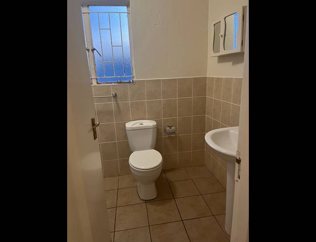 3 bed property to rent in KENSINGTON